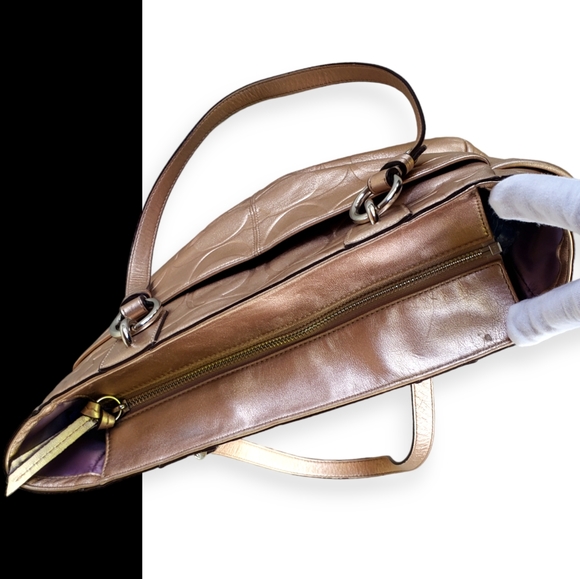 💯 COACH Gold Gallery Embossed Metallic Leather Tote Purse - Picture 7 of 15